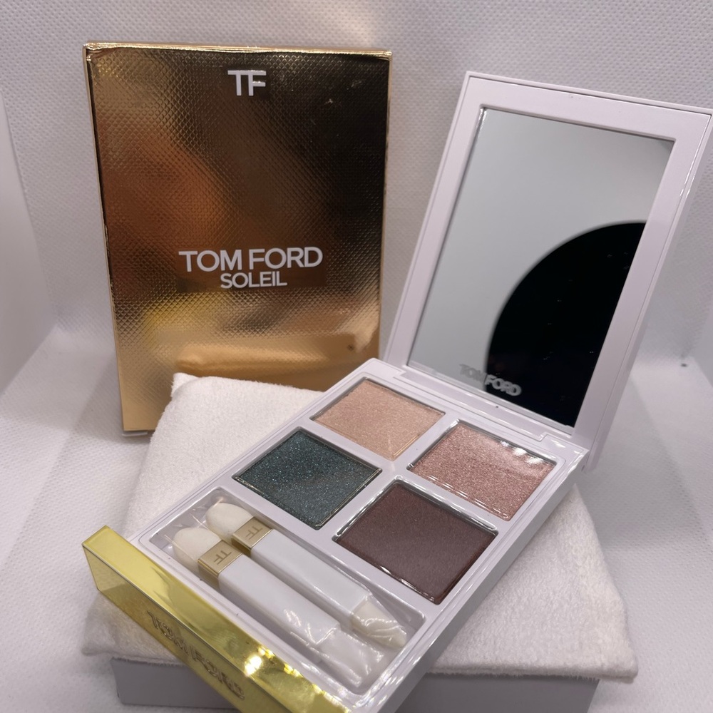 Tom Ford Green Pink Eyeshadow Palette Luxurious Blendable Shades - Emerald Dusk